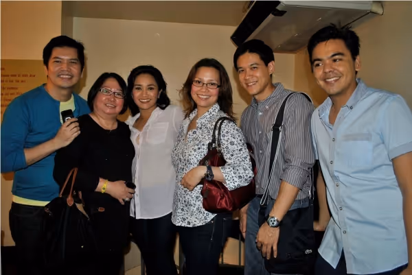 Carlo Orosa, Girlie Rodis, Joanna Ampil, Lea Salonga, Rob Chien, JM Rodriguez Photo